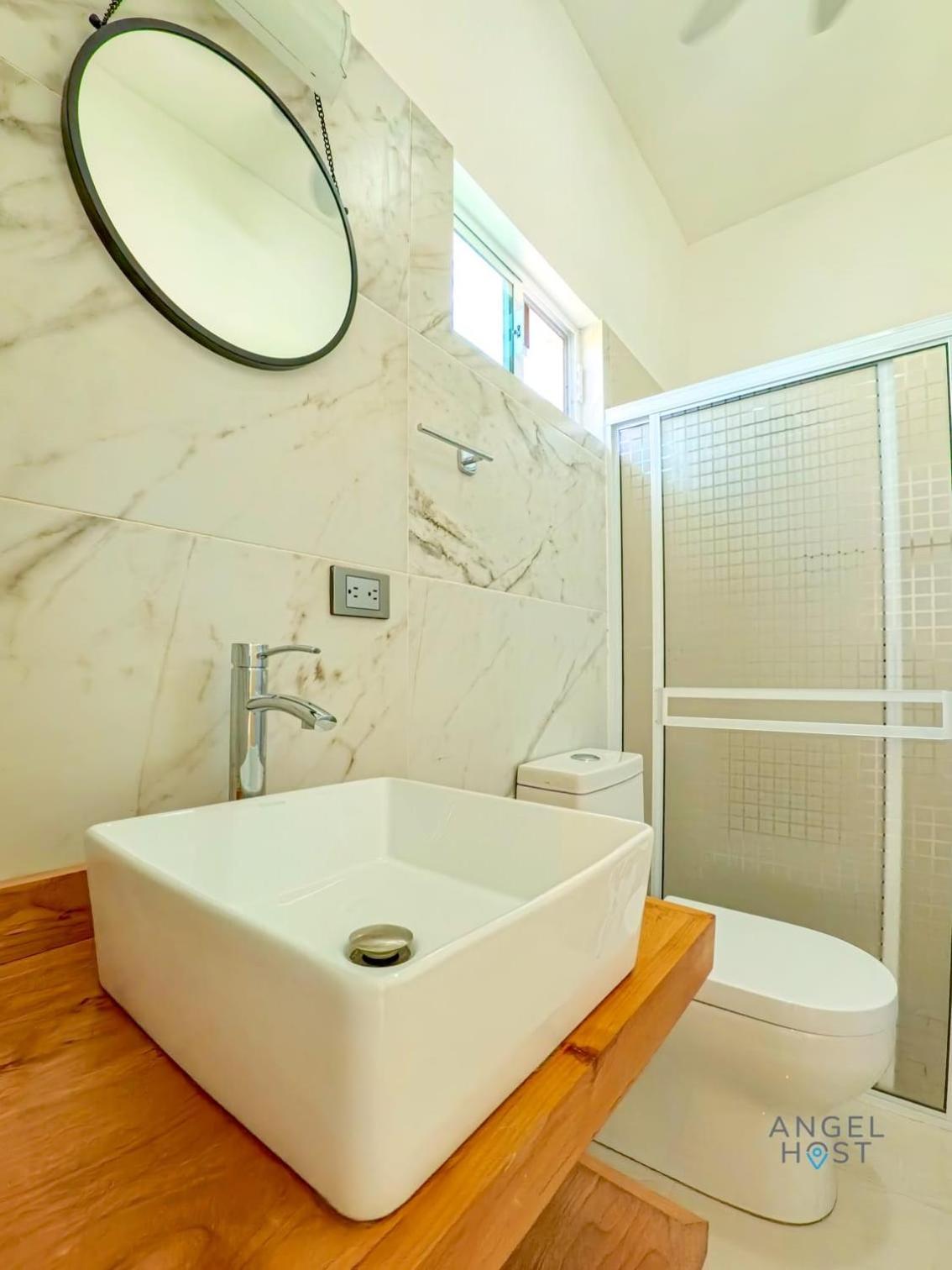 Commercial Zone Studios, Pool, Bbq And Beach 7 Blocks 라파스 외부 사진