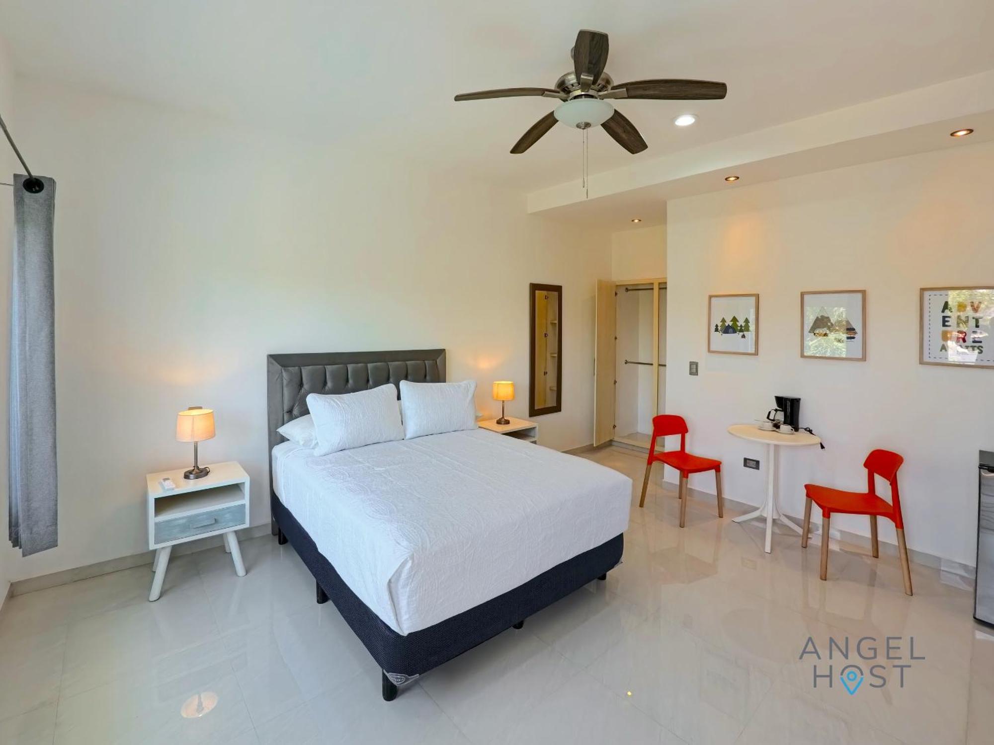 Commercial Zone Studios, Pool, Bbq And Beach 7 Blocks 라파스 외부 사진
